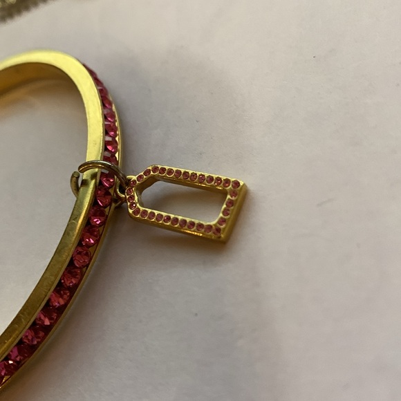 Fuschia bracelet - Picture 4 of 5